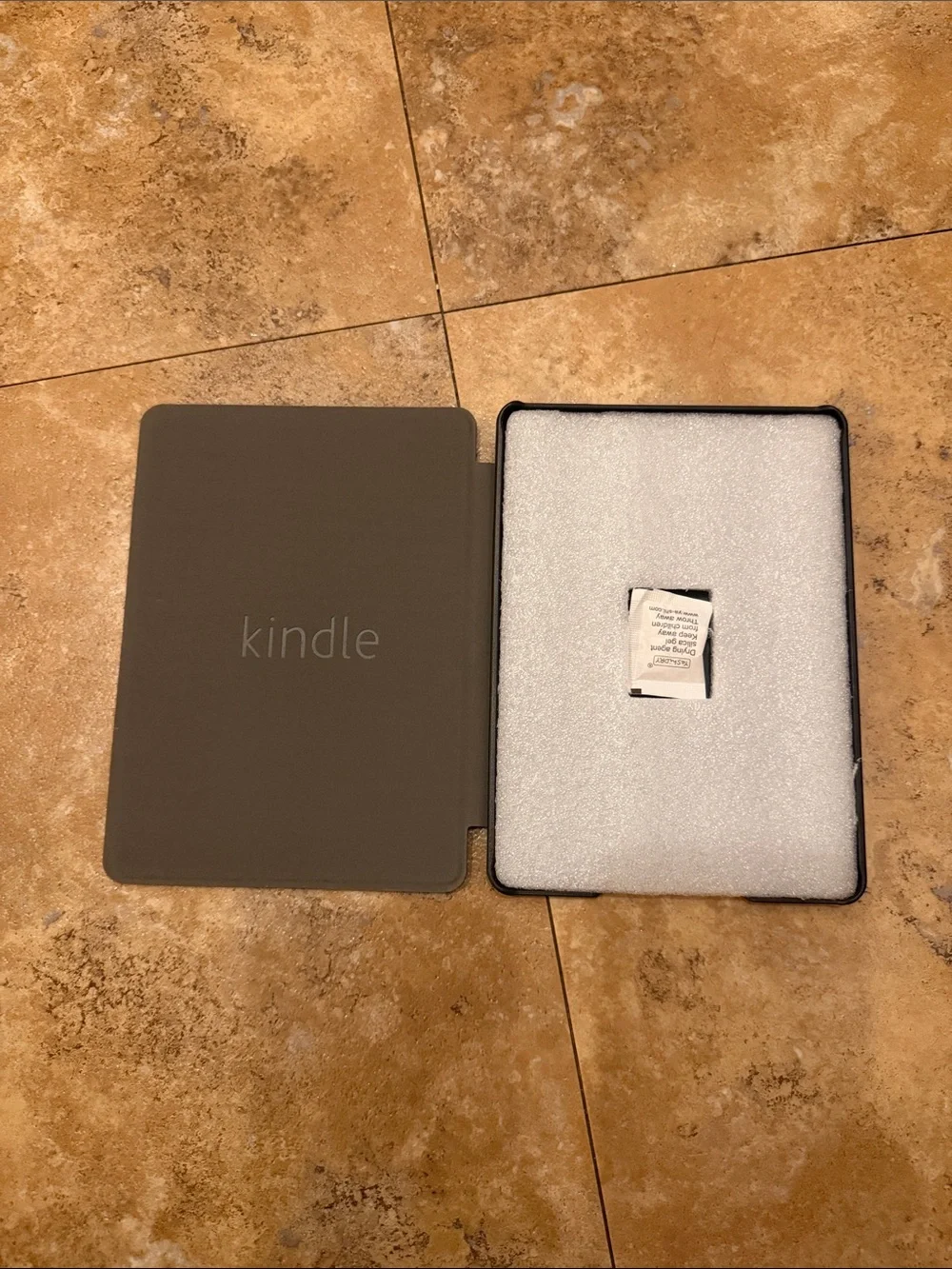 Amazon Kindle Slim Black Case
